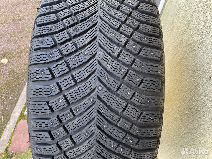 Michelin X-Ice North 4 SUV 275/40 R22 108T