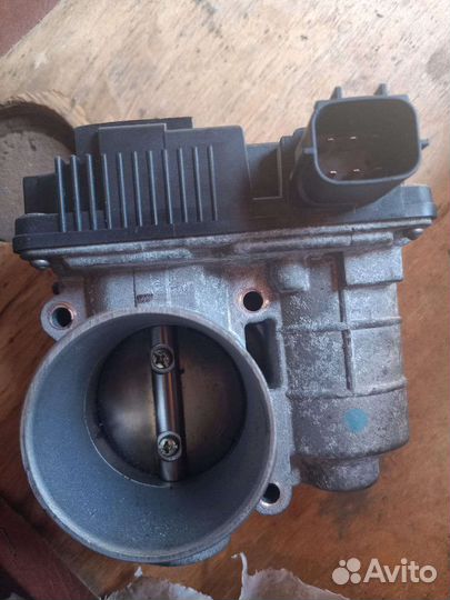 Дроссельная заслонка от nissan sunny
