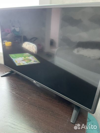 Телевизор lg SMART tv 32