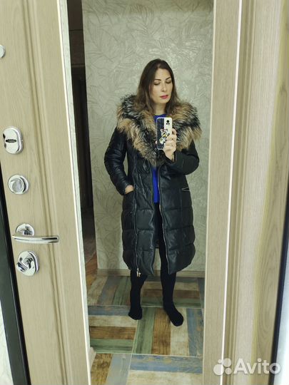 Пуховик женский 46 48 размер с натуральным мехом