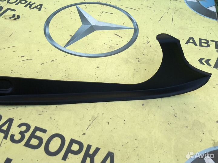 Mercedes W213 E-class водосток двери багажника R