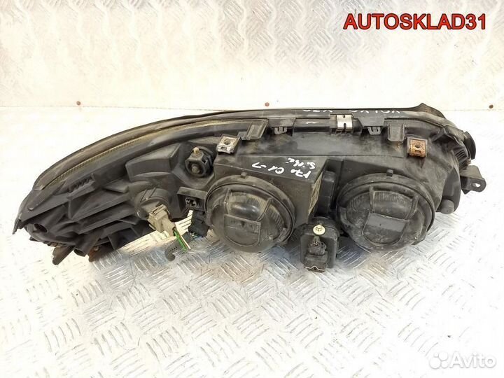 Фара левая Volvo V70 2000-2007 8662919