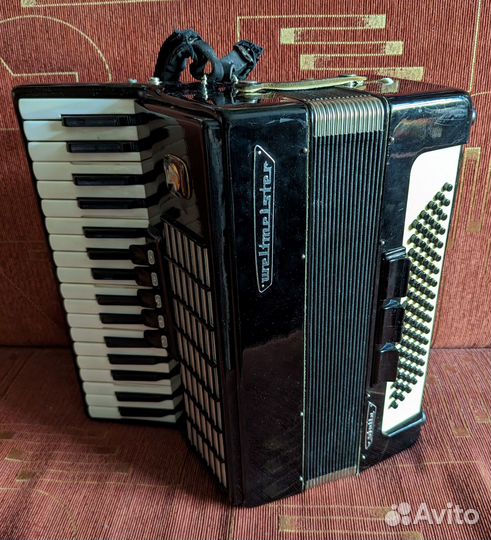 Аккордеон Weltmeister Stella