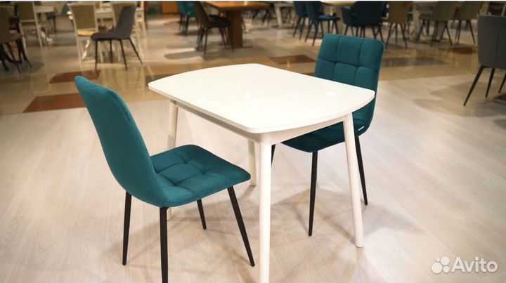 Компактный стол