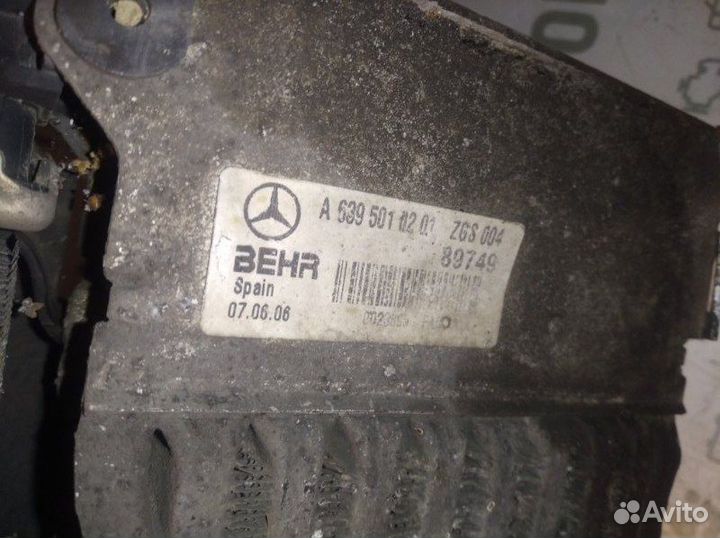 Радиатор Mercedes-Benz Vito W639 2.2 CDI OM 646980