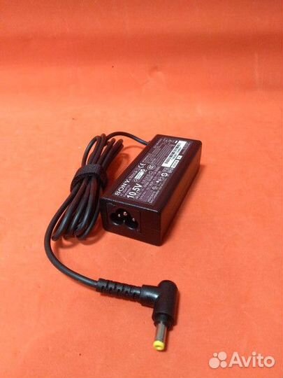 Зарядное устройство Блок питания Sony/10.5V/3.8A