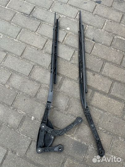 Запчасти на автомашину бмв