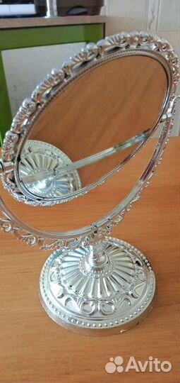 Зеркало настольное круглое новое