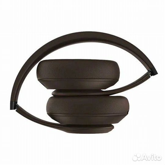 Beats Studio Pro Deep Brown
