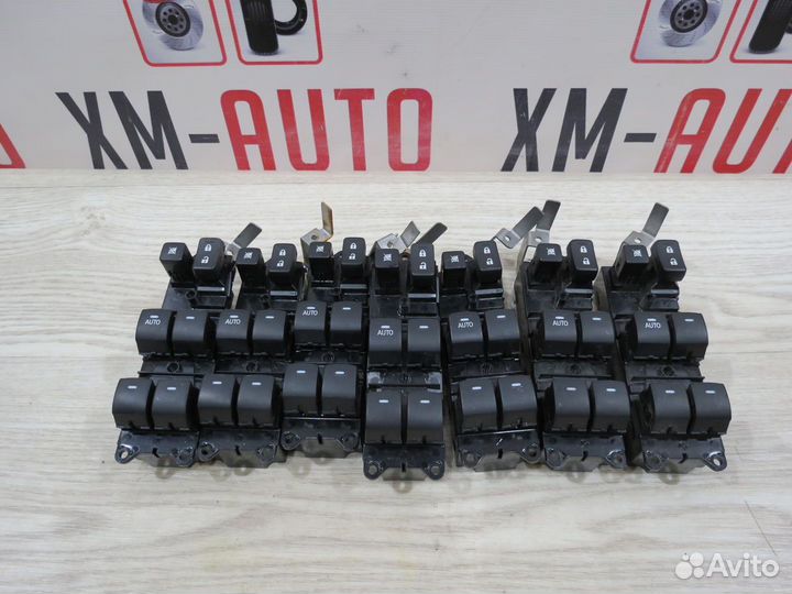 Блок стеклоподъемников Mitsubishi Pajero Sport 3