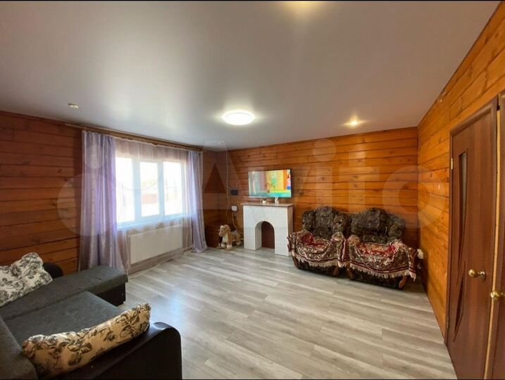 Дом 56 м² на участке 5 сот.