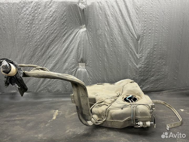 Бак топливный Skoda Octavia A5 Liftback 1.8t