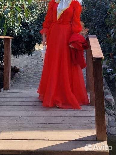 Вечернее платье