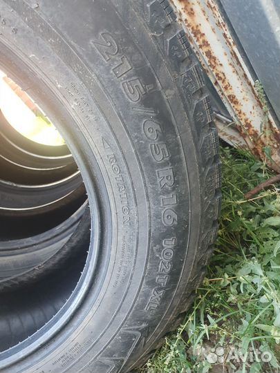 Nokian Tyres Hakkapeliitta 5 215/65 R16 102T