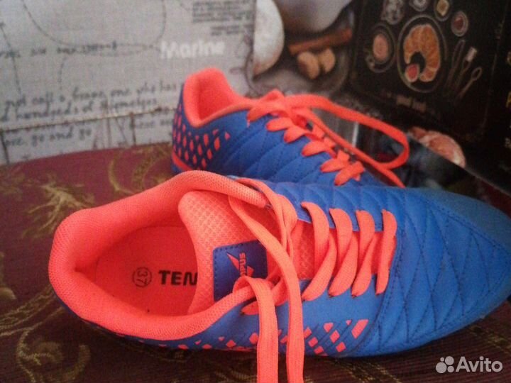 Бутсы сороконожки 37 размер