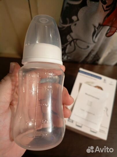Молокоотсос механический ручной с бутылкой