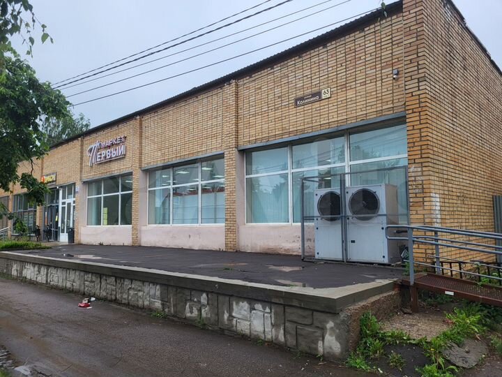 Торговая площадь, 320 м²