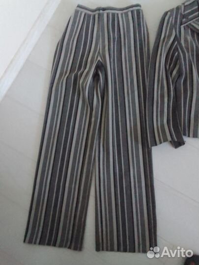Брючный костюм женский