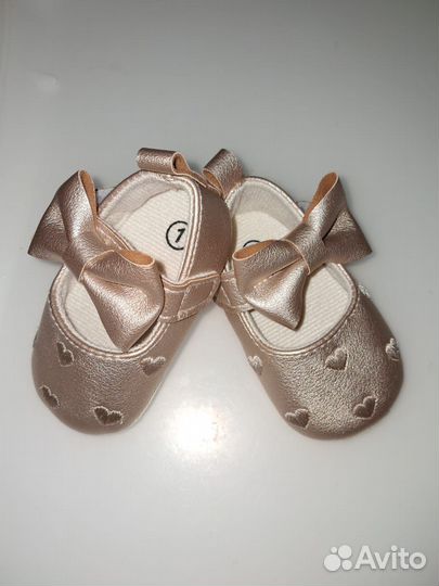 Пинетки для девочки нарядные