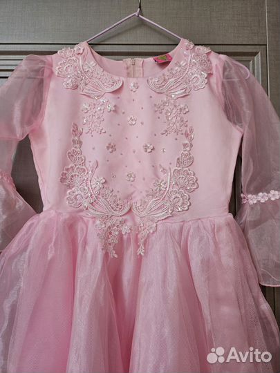Платье на девочку на 8 марта