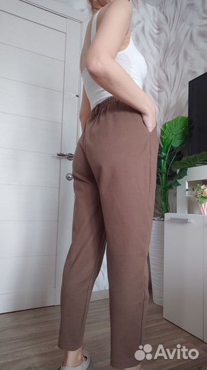 Теплые брюки 44