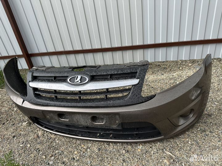 Кузовные запчасти на гранту