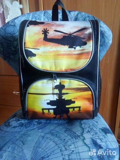 Рюкзак школьный