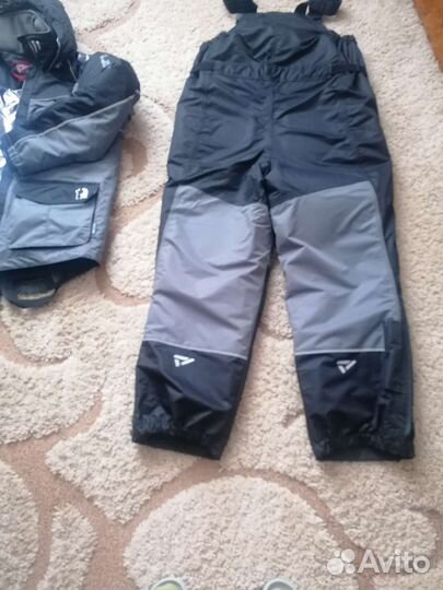 Зимний костюм для рыбалки