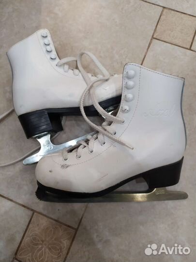 Коньки фигурные натур.кожа (Россия)