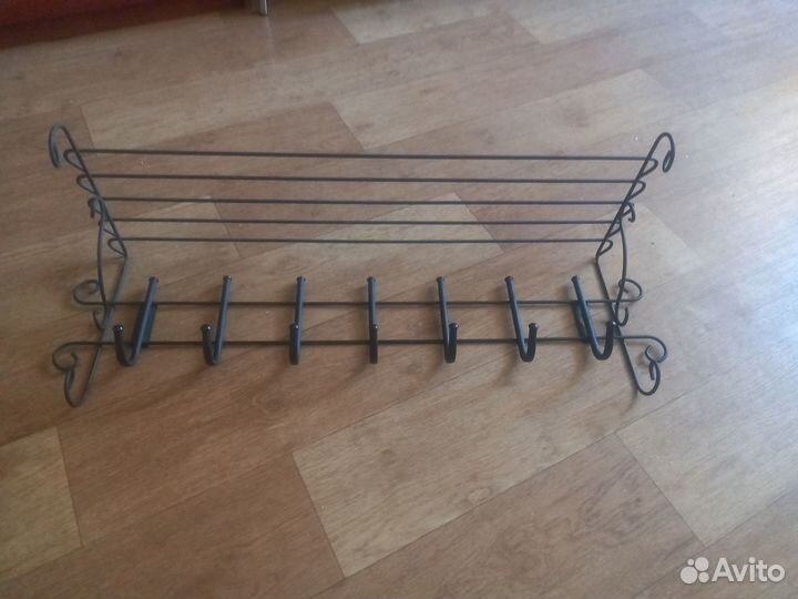 Вешалка настенная металлическая новая