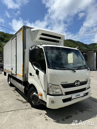 Hino 700 (Profia), 2014