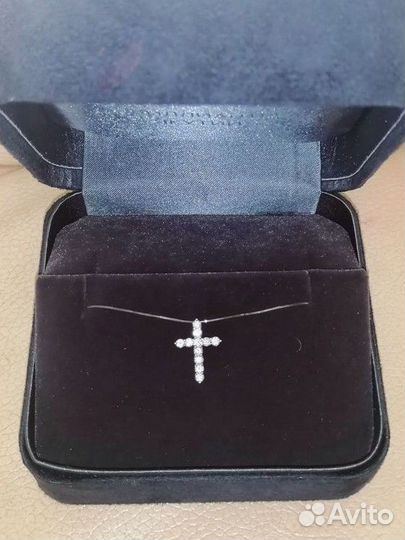 Новая золотая подвеска - крест с бриллиантами