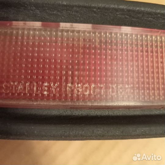 Стоп-сигнал Mazda Axe BN8V51580B Седан