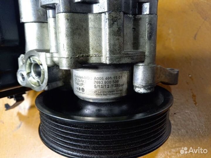 Насос гидроусилителя руля Mercedes E-Class W212