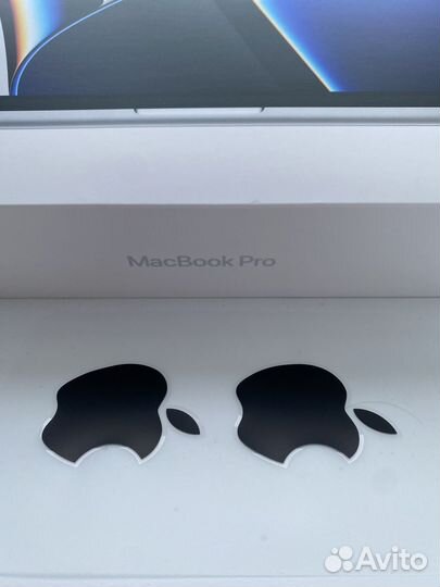 Наклейки apple