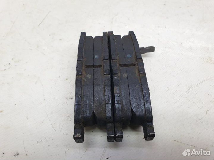 Тормозные колодки заднее Nissan Pathfinder R51 4.0