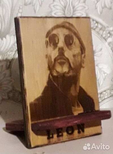 Подставка для планшета, смартфона