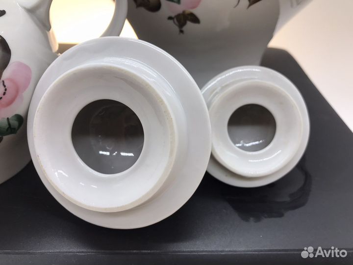 Набор из двух чайников с ручной росписью лоз СССР