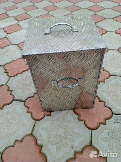 Бак из дюрали