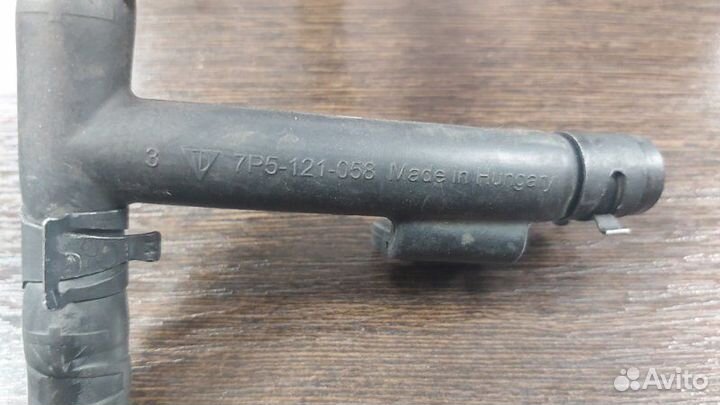 Шланг системы охлаждения Volkswagen Touareg 2013