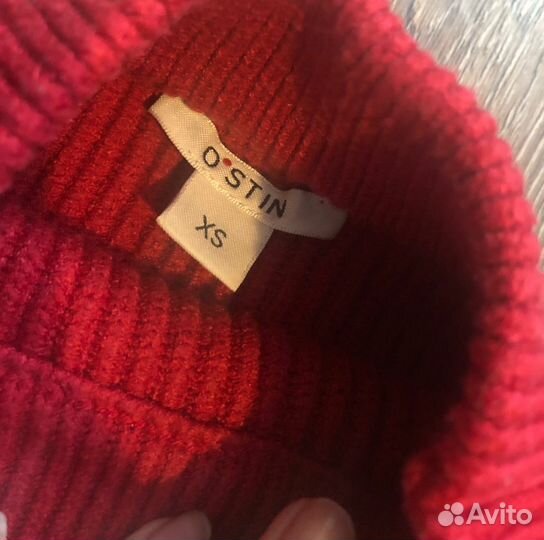 Свитер женский