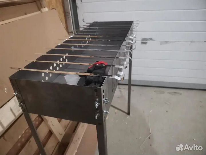 Мангал большой +12 шампуров в комплекте