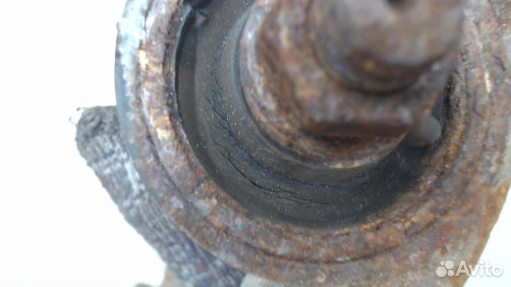 Рычаг подвески Mazda 626, 2000