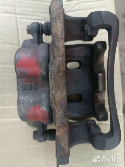 Суппорт тормозной левый Ford Ranger