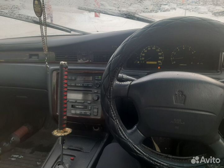 Toyota Crown 2.5 AT, 1999, битый, 210 000 км