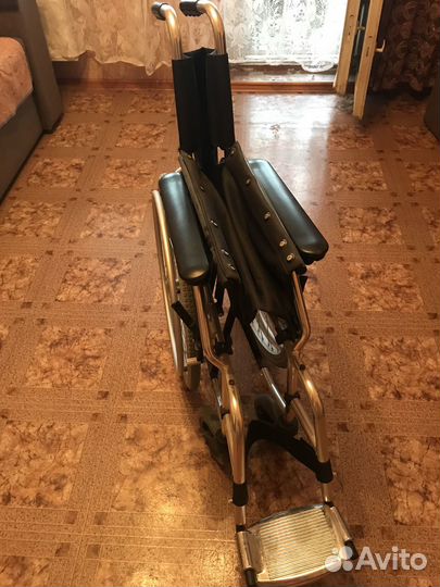 Кресло-коляска инвалидная Ortonica Base 100