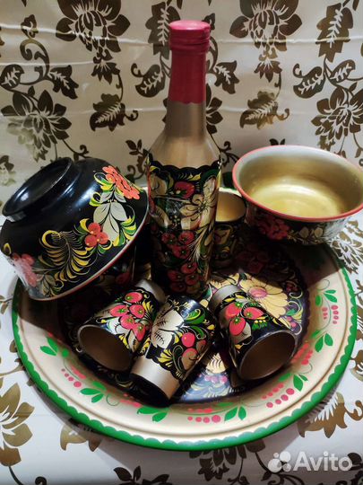 Набор Хохлома бутылка рюмки тарелки