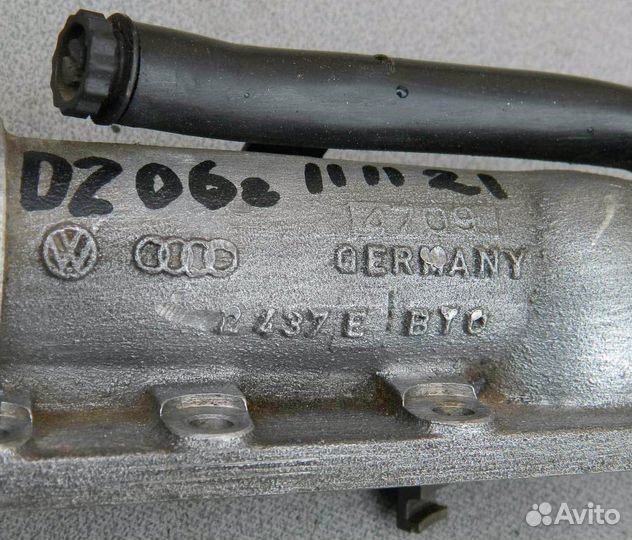 Корпус термостата W12 Audi A8 D2