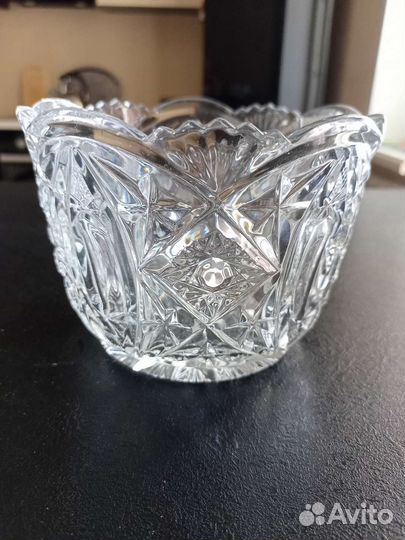 Конфетница хрустальная