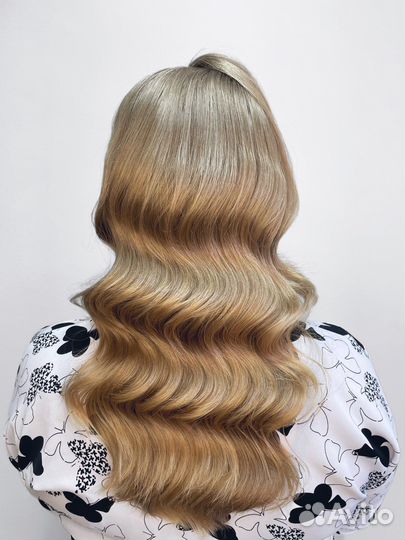 Стилист по причёскам